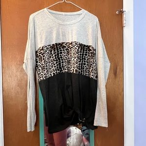 Leopard colorblock tee